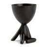 vaso preto bob sentado