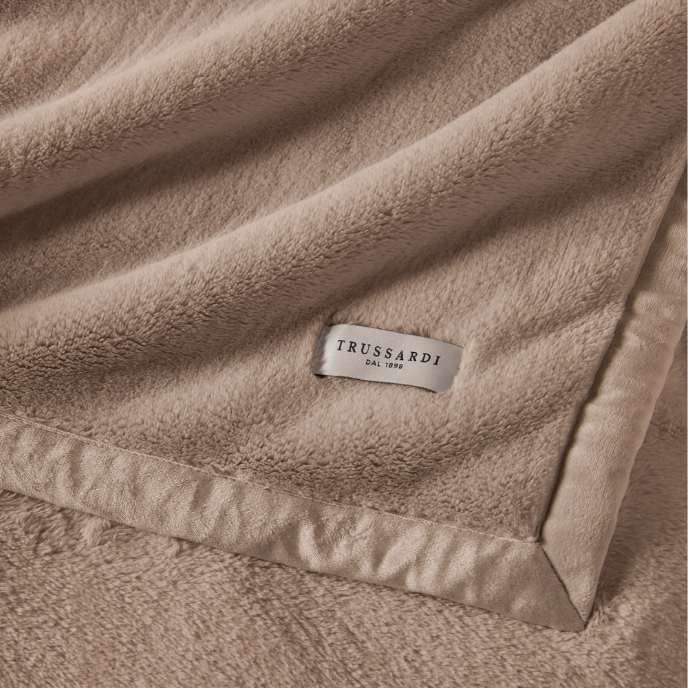 05 cobertor trussardi microfibra aveludado nales legno